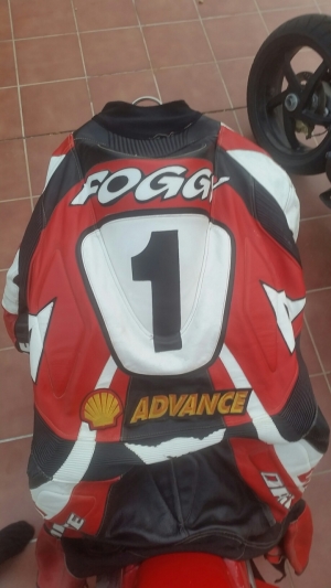 selling ;(