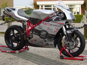 Supermono