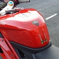Tank pad & Stompgrips fitted