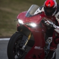 17-1299PanigaleS_KitPerformance_64
