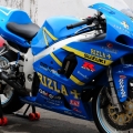 Suzuki GSXR 750 SRAD with K1 fairing kit and Rizla decals.