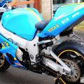Srad gets new decals, black wheels and carbon Akra can