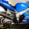 Srad gets new decals, black wheels and carbon Akra can