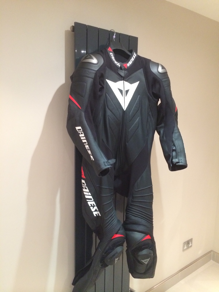РљРѕРјР±РёРЅРµР·РѕРЅ Dainese Laguna Seca