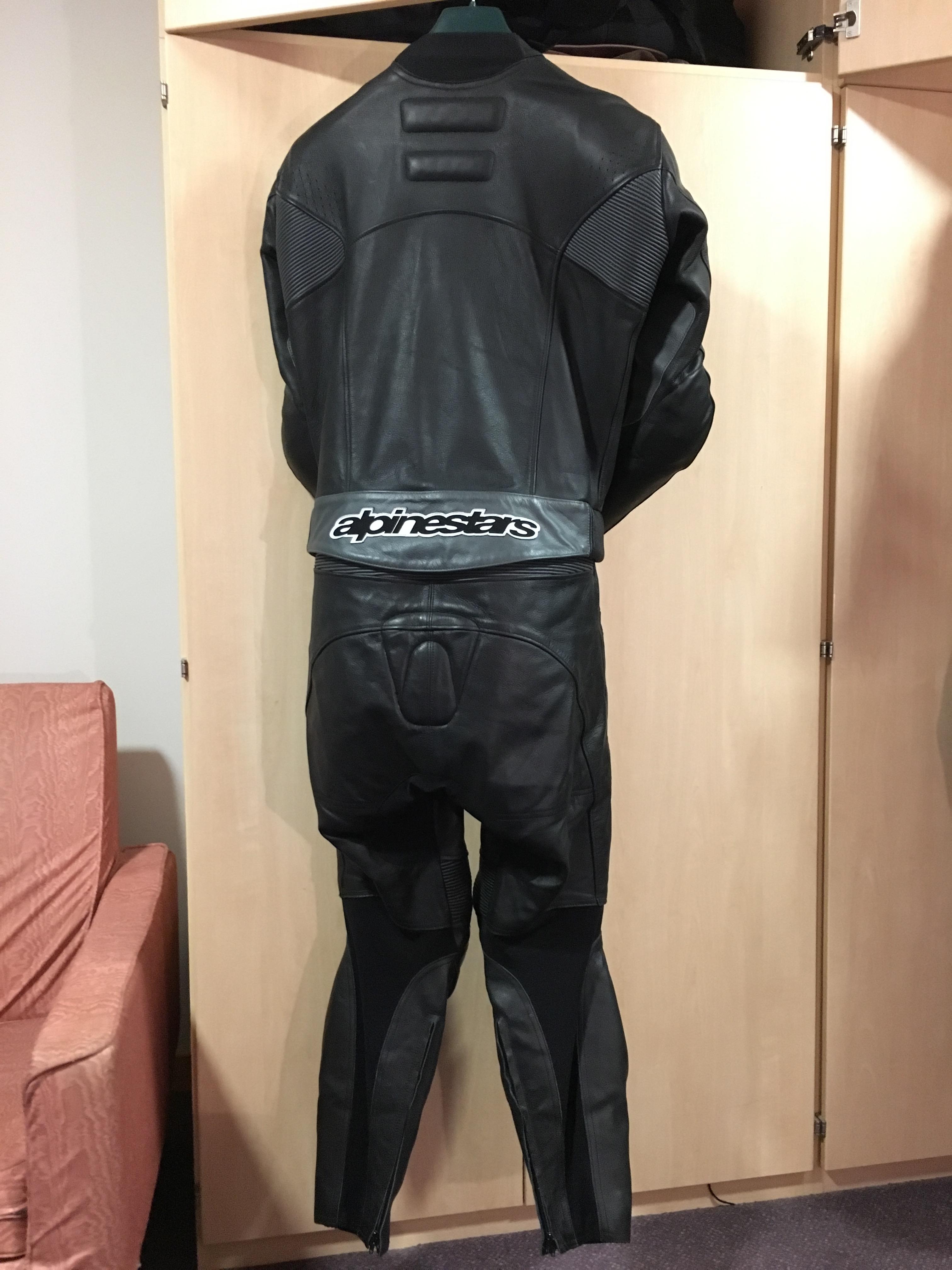 [​IMG]